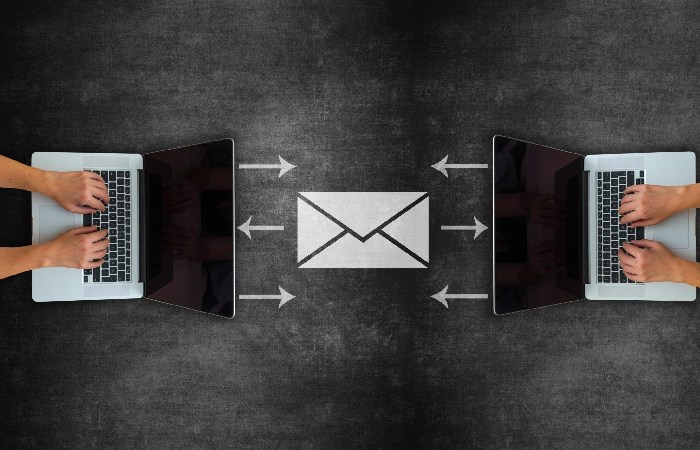 Email Mailing